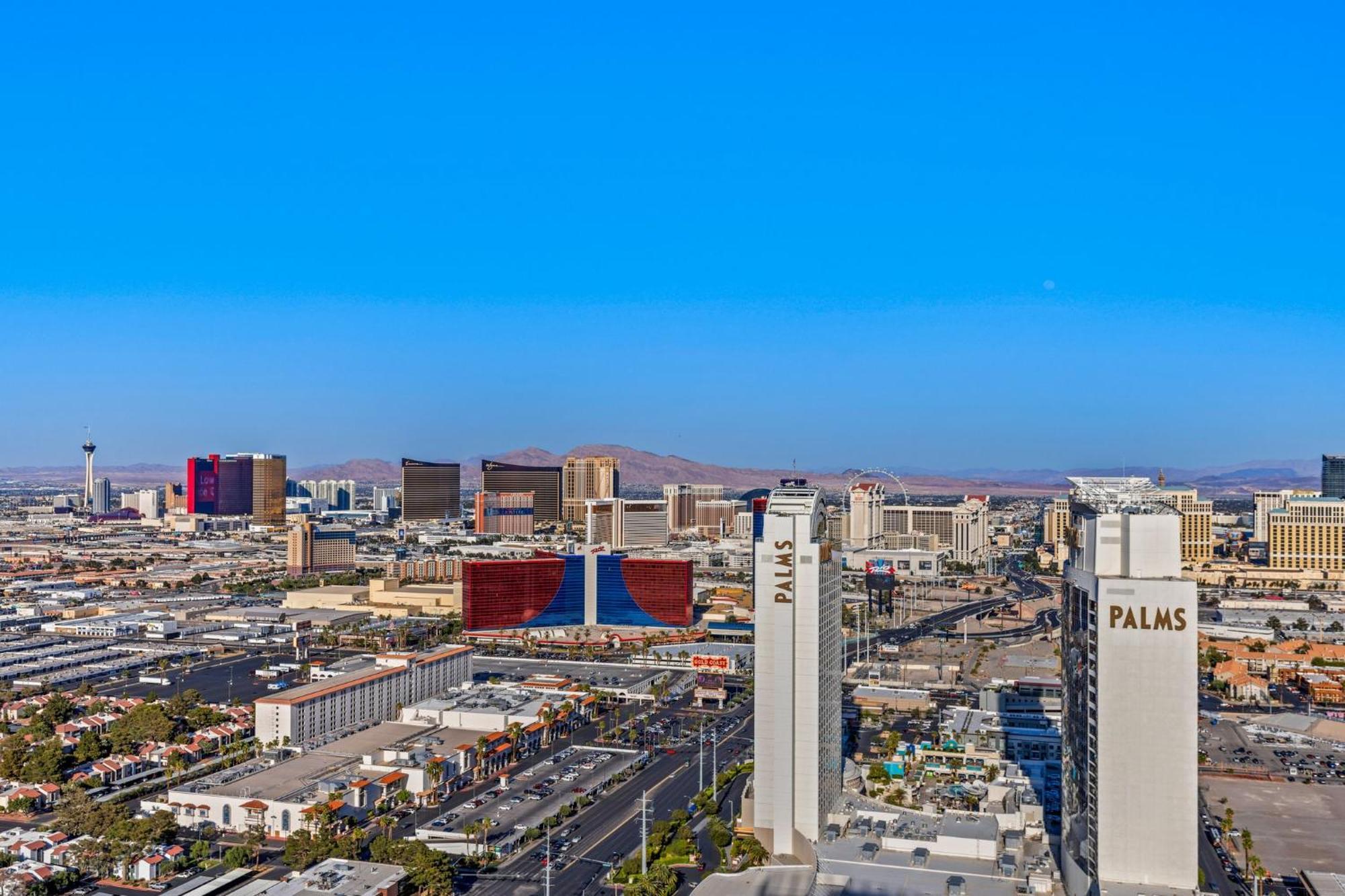 Palms Place Hotel By Zelloo Las Vegas Exterior foto