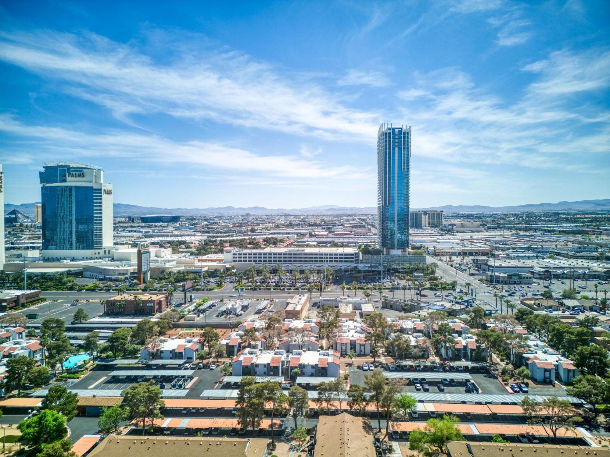 Palms Place Hotel By Zelloo Las Vegas Exterior foto